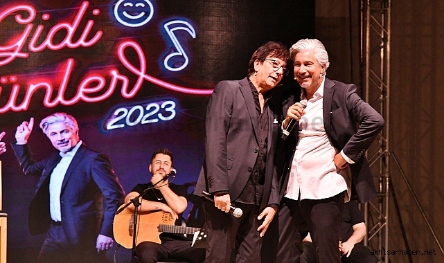 Süheyl ve Behzat Uygur Kardeşlerden Akhisar'a Müthiş Gösteri!