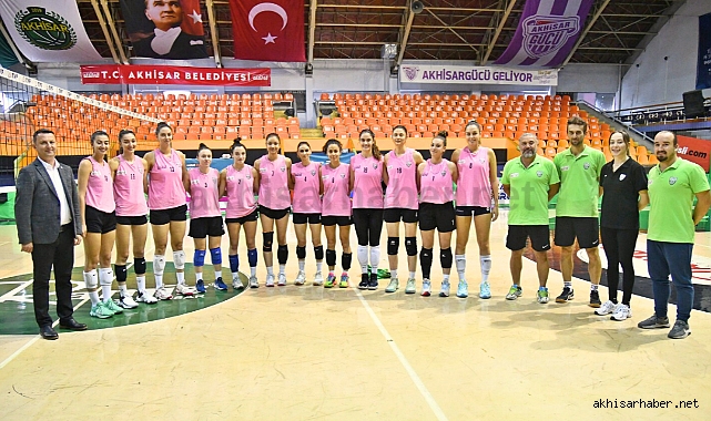 Akhisar Belediye'nin Sultanları 2.Lig’e Hazır