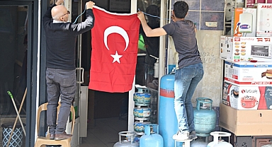 Akhisar Belediyesi 100. Yılında Şehri Bayraklarla Donatıyor