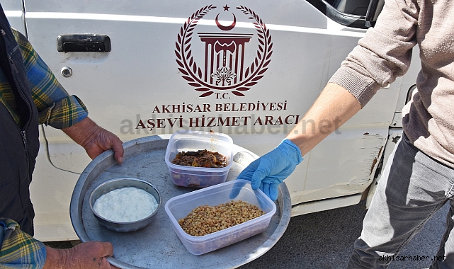 Akhisar Belediyesi Aşevi, İhtiyaç Sahiplerinin Yanında