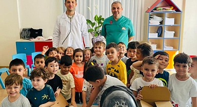 Akhisar'da Dünya Hayvanları Koruma Günü'nde Minikler İçin Özel Etkinlik