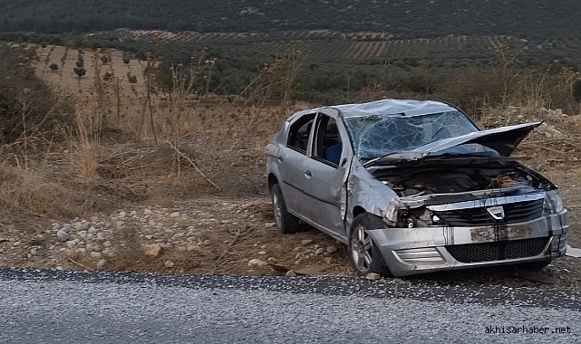 Akhisar’da mıcıra kapılan araç yoldan çıktı