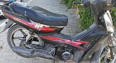 Akhisar İlçe Emniyet Müdürlüğü Devriye Ekipleri Çalıntı Motosikleti Yakaladı