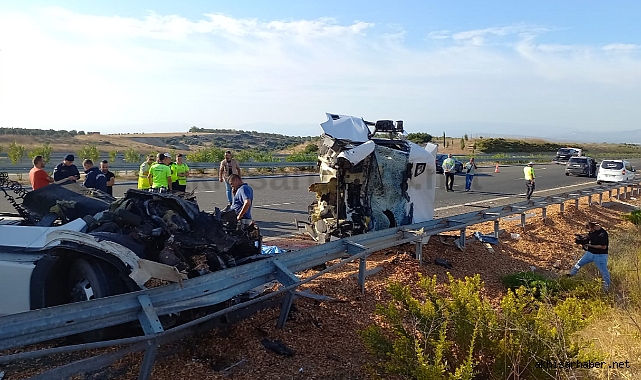 Akhisar-Saruhanlı arası otobanda kazada 1 kişi hayatını kaybetti