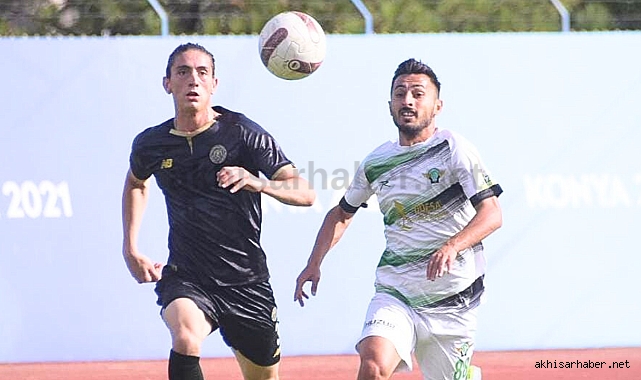 Akhisarspor ligde ilk galibiyetini Konya'da aldı