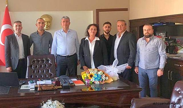 Balıkesirliler Derneği'nden Kaymakam Murat Kütük'e ziyaret