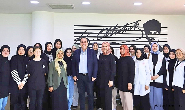 Başkan Dutlulu, Öğrenci Değişim Programı Kapsamında Konukları Ağırladı