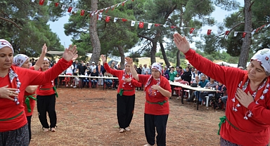 Kula Encekler Mahallesi’nde Bağdatlı Sultan Yadedildi