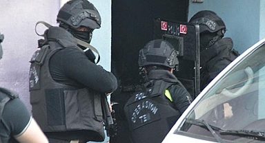 Manisa'da Kıskaç Operasyonu 9 şüpheli yakalandı