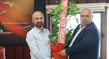 MHP Akhisar İlçe Teşkilatından yeni başhekime ziyaret