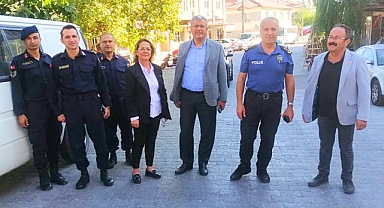 Zeytinliova Mahallesinde güvenlik toplantısı gerçekleştirildi