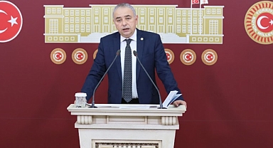 Ahmet Vehbi Bakırlıoğlu'ndan Eğitim Bütçesi ve Öğretmen Atamaları Eleştirisi