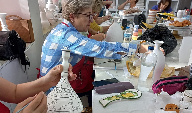 Akhisar Belediyesi'nden Halk Eğitim Kurslarına Tam Destek