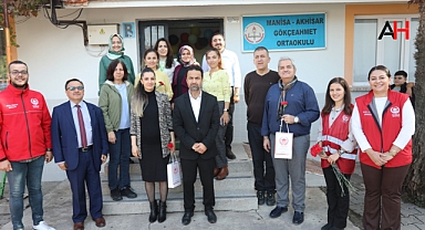Akhisar Belediyesi'nden Köy Okullarına Öğretmenler Günü Kutlaması