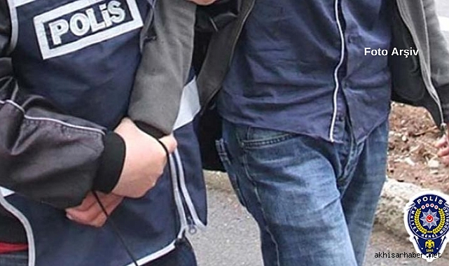 Akhisar'da Aranan Suçlu Yakalandı: 25 Yıl Hapis Cezalı Şahıs Tutuklandı