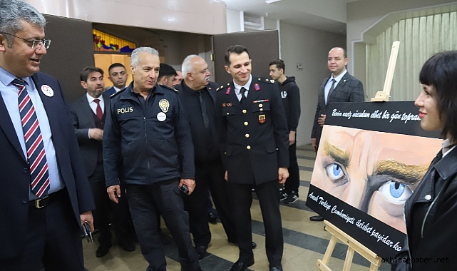 Akhisar'da atamızı, saygıyla ve özlemle andık