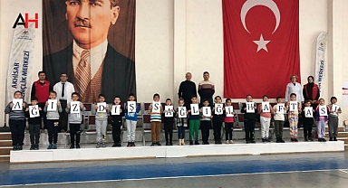 Akhisar'da Çocuklara Özel Ağız ve Diş Sağlığı Eğitimi