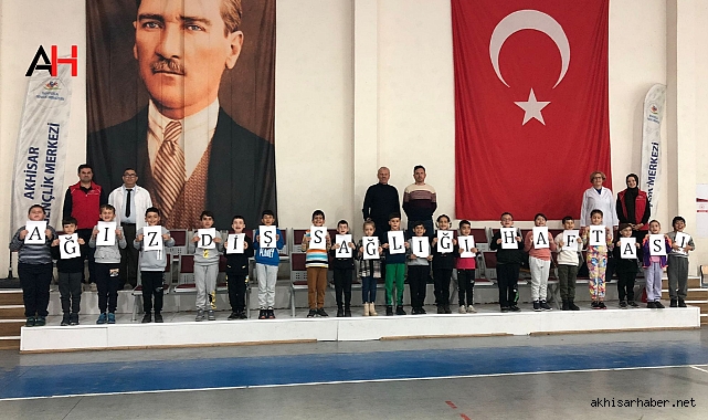 Akhisar'da Çocuklara Özel Ağız ve Diş Sağlığı Eğitimi
