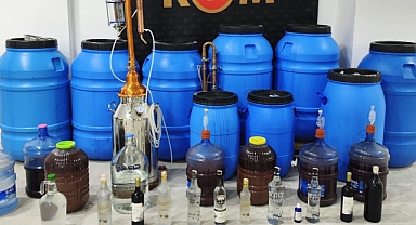 Akhisar dahil 4 ilçede illegal alkol baskını