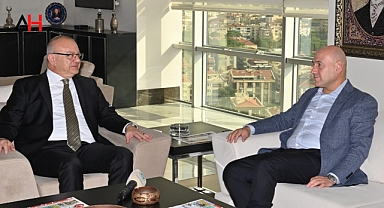 Akhisar'dan Başkan Ergün'e Zeytinliova Teşekkürü