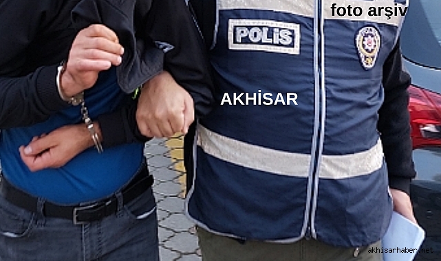 Akhisar İlçe Emniyeti, 4 Ayrı Suçtan Aranan Şahsı Yakalayarak Tutukladı