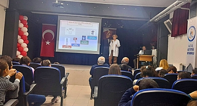 Akhisar İlçe Sağlık Müdürlüğü'nden Öğrencilere Ağız Sağlığı Eğitimi