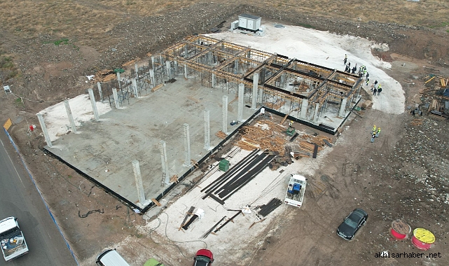 Akhisar'ın Yeni İtfaiye Amirliği Hızla İlerliyor