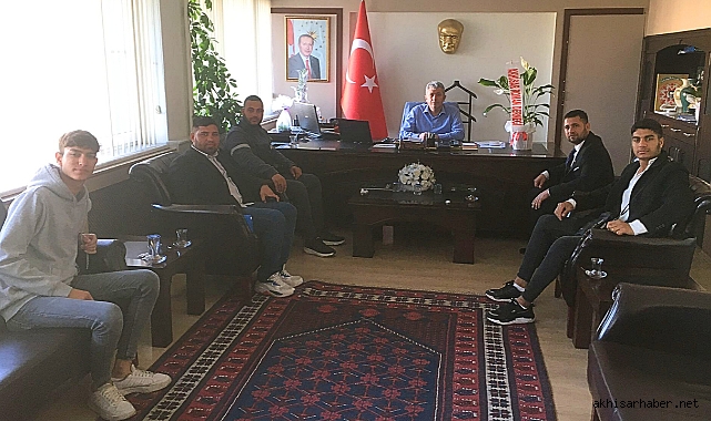 Akhisar Kaymakamı, Romanlar Derneğini konuk etti