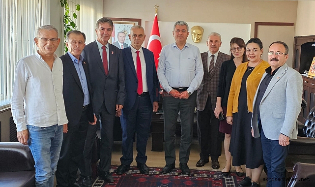Akhisar Kent Konseyi Kaymakamı Ziyaret Etti