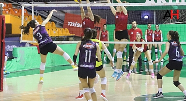 Akhisargücü Voleybolda Zirveye Koşuyor!