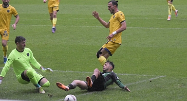 Akhisarspor evinde Fatsa Belediyespor'a 1-0 mağlup oldu