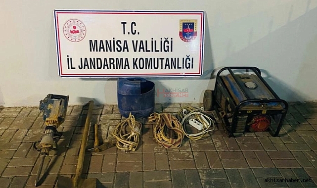 Birinci Derece Sit Alanında Kaçak Kazıda Suçüstü 6 kişi yakalandı