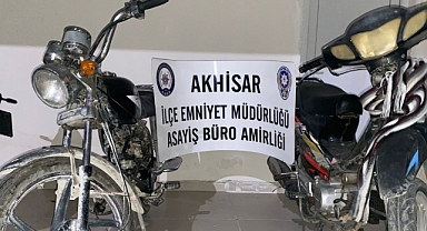 Genç Hırsız Çetesi, Akhisar’da 10 Ayrı Hırsızlık Olayına Karıştı, Yakalandılar