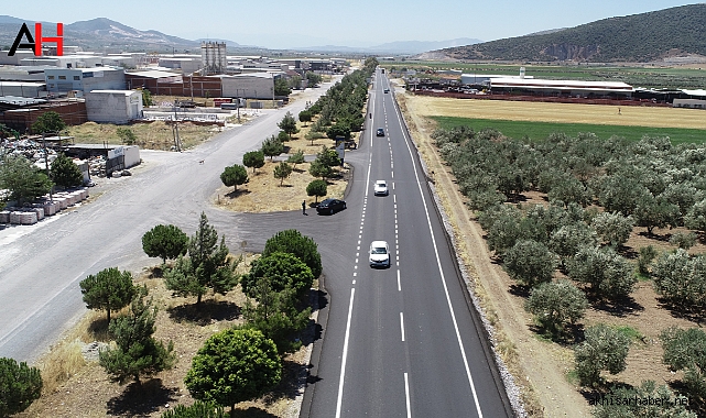 Manisa Büyükşehir'den Akhisar'a 112 km asfalt