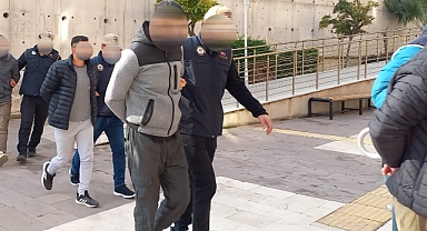 Manisa'da DEAŞ'a Yönelik Operasyonda 4 Şüpheli Gözaltına Alındı