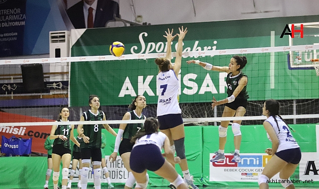 TVF Kadınlar 2.Ligi Heyecanında Akhisar Belediye'den Kusursuz Galibiyet