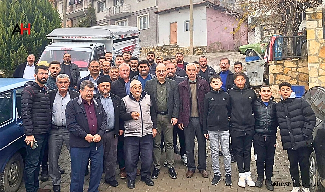 AK Parti Akhisar Belediye Başkan Aday Adayı Fatih Füzün, Selçikli Mahallesi'nde Halkla Buluştu