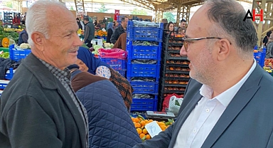 AK Parti'den Fatih Füzün, Akhisar Cuma Pazarı Esnafını Ziyaret Etti