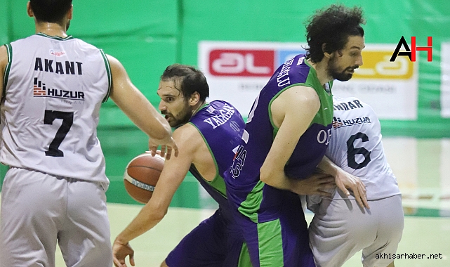Akhisar Belediye Basketbol Takımı, 5'te 5 Yaptı