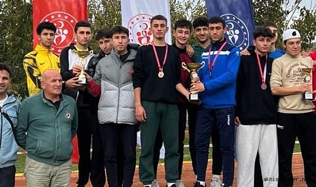 Akhisar Belediyespor'un Atletizmdeki Büyük Başarısı