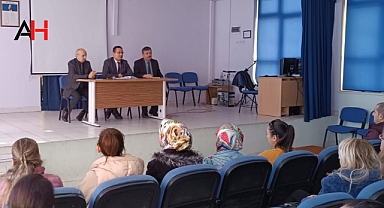 Akhisar'da Eğitimde İş Birliği Güçleniyor: Okul Aile Birliği Başkanları Toplantısı Gerçekleştirildi
