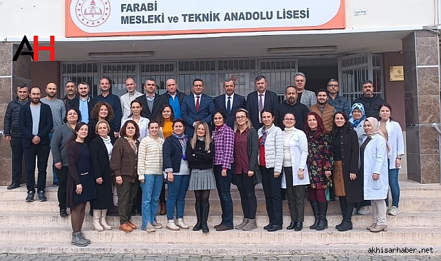 Akhisar'da Öğretmen Buluşmaları iki okul ile devam etti