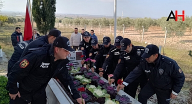 Akhisar İlçe Emniyet Müdürlüğü Şehit Meslektaşını Unutmadı