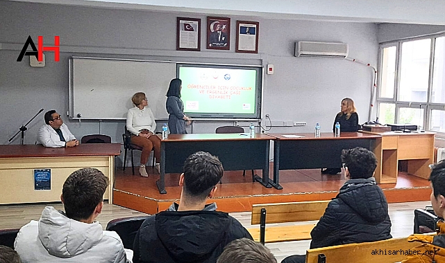 Akhisar İlçe Sağlık Müdürlüğü, Okullarda Diyabet ve Ağız Diş Sağlığı Eğitimlerini Sürdürüyor