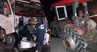 Alaşehir'de Korkutan Trafik Kazası: TIR, Traktöre Arkadan Çarptı, 2 Yaralı