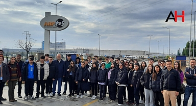 Eğitimden Sektöre Köprü: Cumhuriyet Lisesi Öğrencileri OSB ziyareti