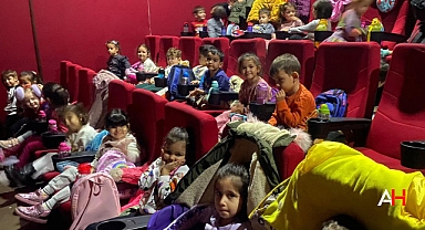 Eğlenerek Öğrenmenin Adresi: Zehra Muhittin Kavaklı'da Sinema Günü