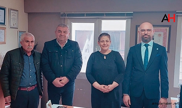 İYİ Parti Akhisar Belediye Başkan Adaylığı İçin İstişareler Sürüyor