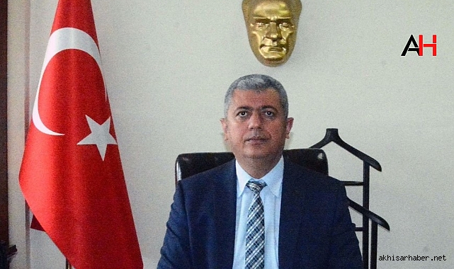 Kaymakam Murat Kütük'ten Yeni Yıl Mesajı: 2024 Yılına Yeni Projelerle Devam Edeceğiz