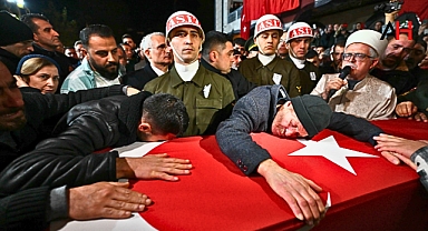 Manisa'da hüzünlü veda: Şehit Enis Budak son yolculuğuna uğurlandı